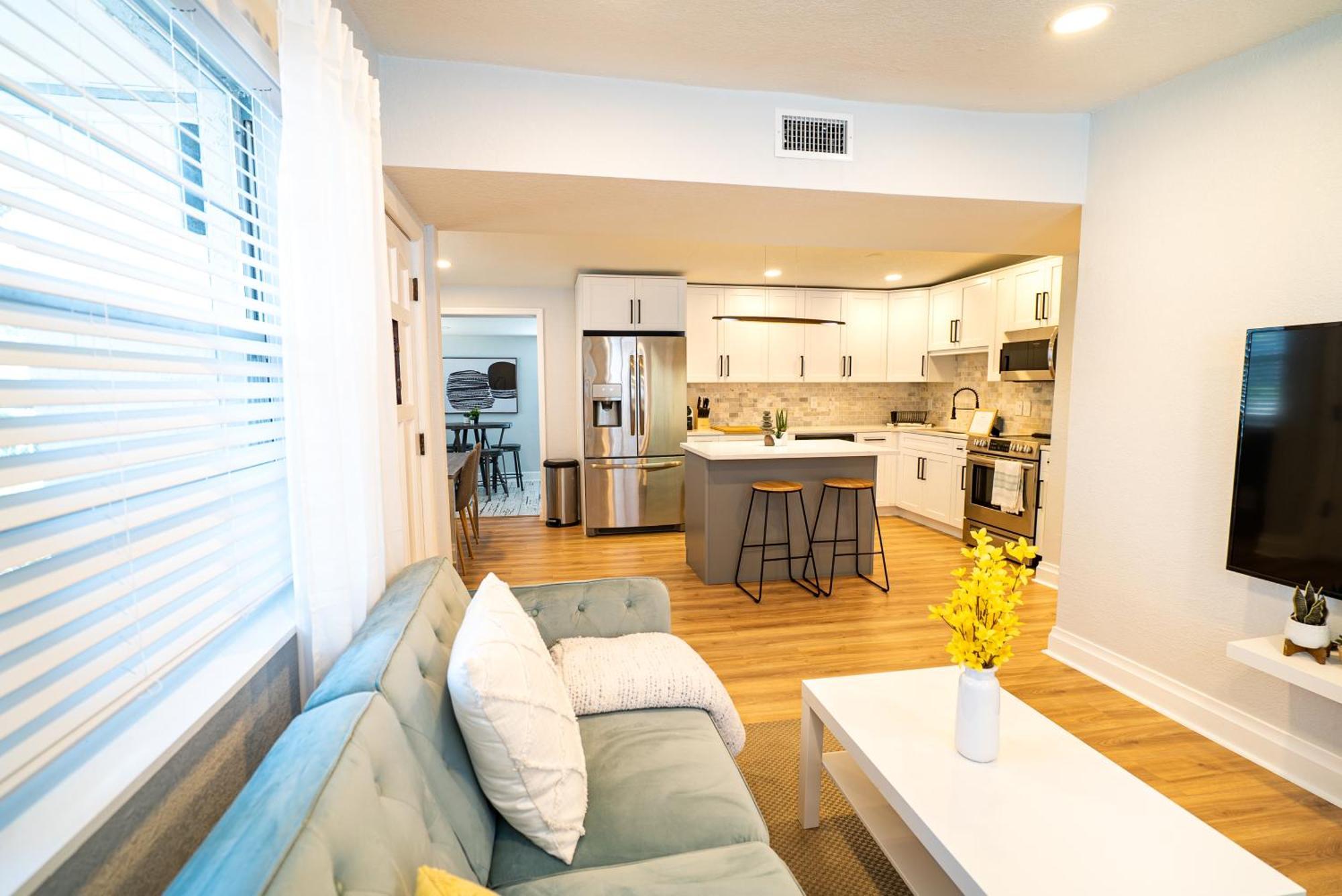 Chic & Stylish Location Holiday home *